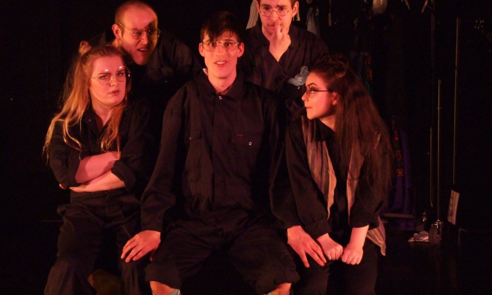 https://danceahead.co.uk/wp-content/uploads/2018/03/Midsummer13-1000x600.jpg